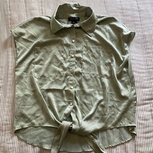 Rachel Zoe Green Casual Button Down Shirt with Relaxed Fit